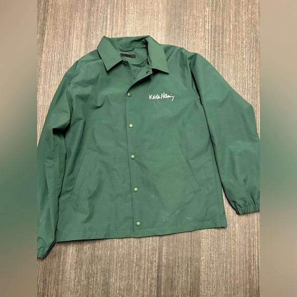 Green men’s wind breaker - Picture 2 of 2